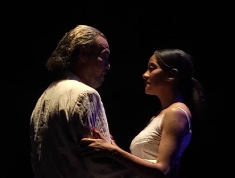 العرض الأول بقاعة الفن الرابع..   "الهروب من التوبة" تساءل إمكانات الخلاص دون خسائر موجعة